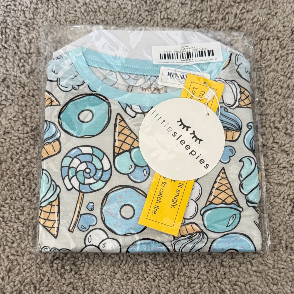 NWT little sleepies pajamas size 3T